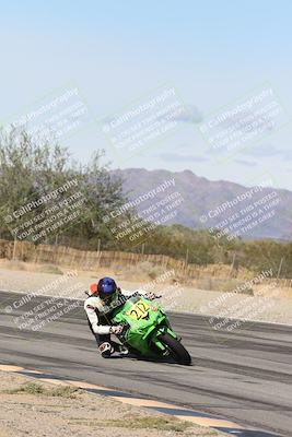 media/Nov-16-2025-Race Pace (Sun) [[8c5fa54630]]/Verified Riders/4-Turn 3 Inside (1050am)/